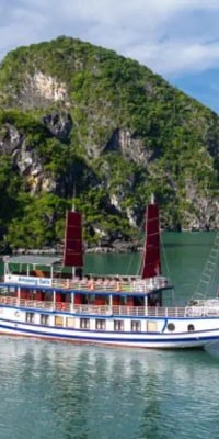 Amazing Sails - Luxury Halong Bay Day Trip from Hanoi